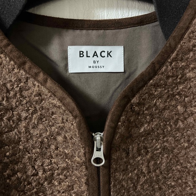 BLACK by moussy(ブラックバイマウジー)のBLACK by moussy ノーカラーボアロングコート AMERI SLY レディースのジャケット/アウター(ロングコート)の商品写真