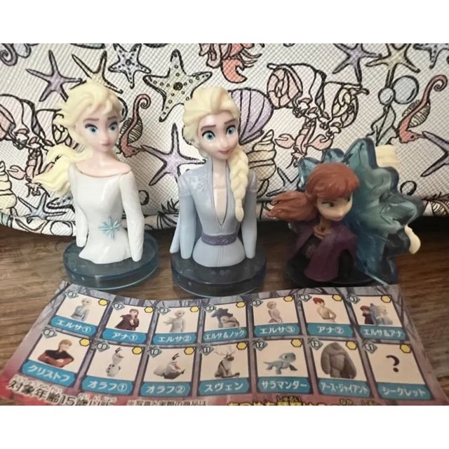 アナと雪の女王　ディズニーストア　色々セット エンタメ/ホビーのおもちゃ/ぬいぐるみ(キャラクターグッズ)の商品写真