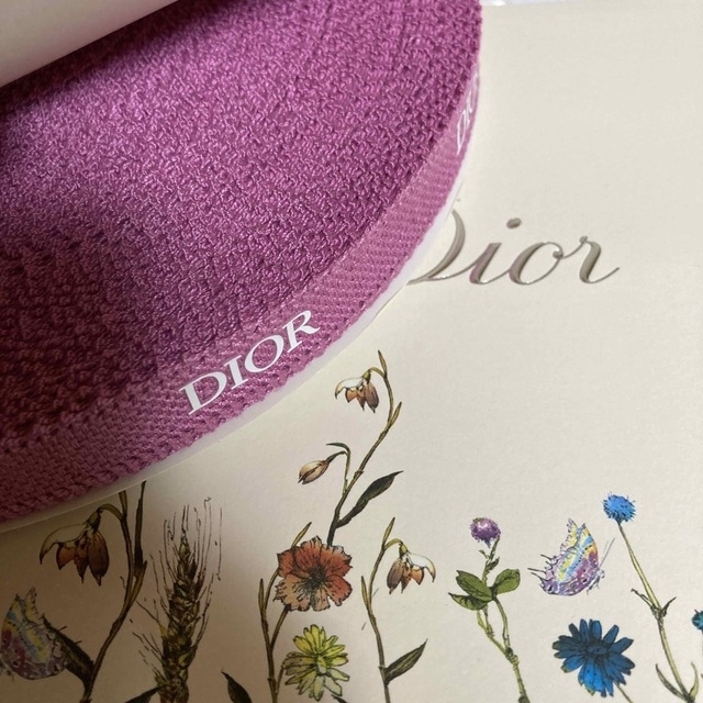 Christian Dior - Dior/最新2023/バレンタイン✨ピンクリボン Christian Dior - Dior/最新2023/バレンタイン✨ピンクリボン
