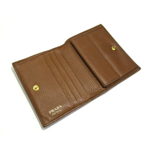 PRADA(プラダ)のPRADA 二つ折り コンパクト財布 レザー ブラウン 1MV204 レディースのファッション小物(財布)の商品写真