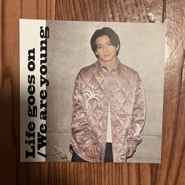 King & Prince(キングアンドプリンス)のKing & Prince We are young エンタメ/ホビーのタレントグッズ(アイドルグッズ)の商品写真