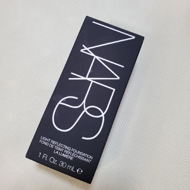 新品　NARS ライトリフレクティング　ファンデーション　02174