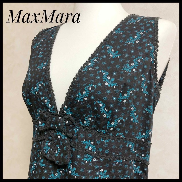 Max Mara(マックスマーラ)のMaxMara 小花柄 ノースリーブ ワンピース マックスマーラ　Aライン レディースのワンピース(ひざ丈ワンピース)の商品写真