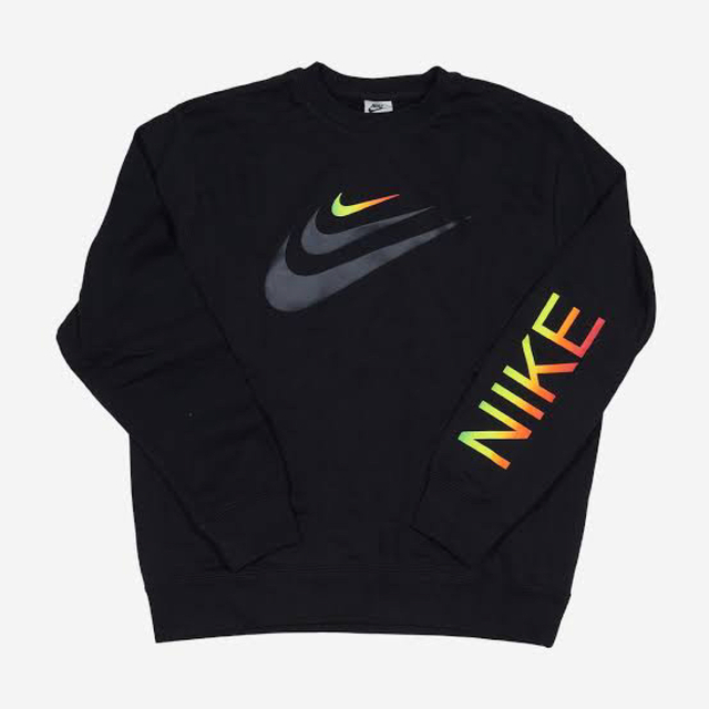 NIKE(ナイキ)の2xL 【NIKE】ブラック×マルチカラー　トレーナー【ナイキ】 メンズのトップス(スウェット)の商品写真