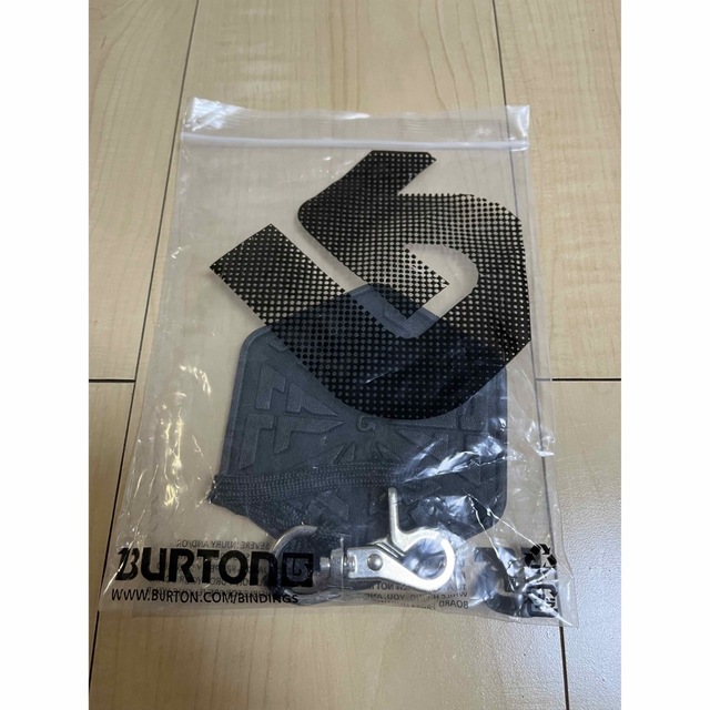 BURTON(バートン)のバートン　純正　デッキパッド メンズのジャケット/アウター(その他)の商品写真