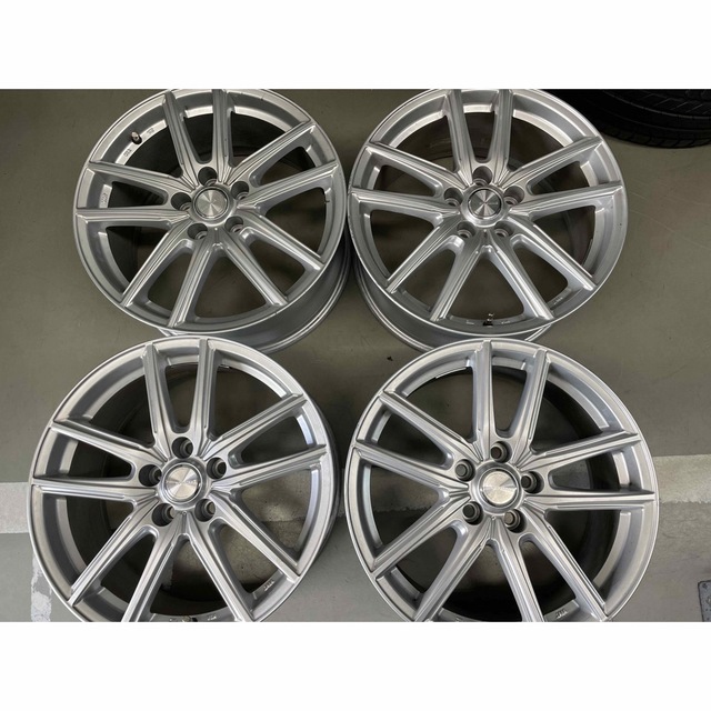 18×8J 5/114.3 +45 平座ナットのサムネイル