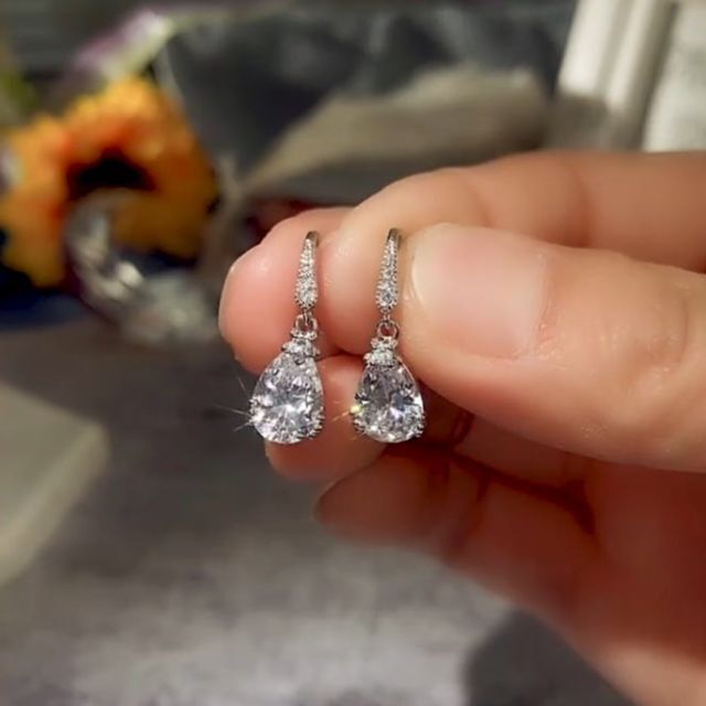 最高級AAAA輝き☆ジルコニア ドロップピアス☆豪華エレガント シルバー