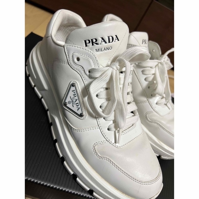 PRADA プラダ　スニーカー