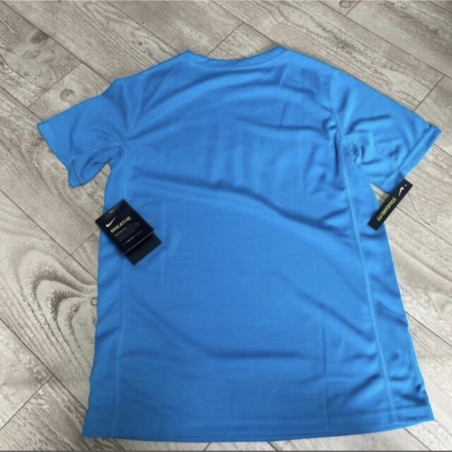 NIKE(ナイキ)のサイズ160 Tシャツ キッズ/ベビー/マタニティのキッズ服男の子用(90cm~)(Tシャツ/カットソー)の商品写真