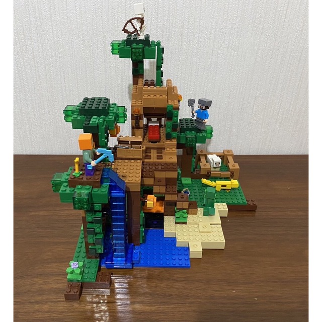 レゴ マインクラフト ジャングル ツリーハウス 21125 正規品