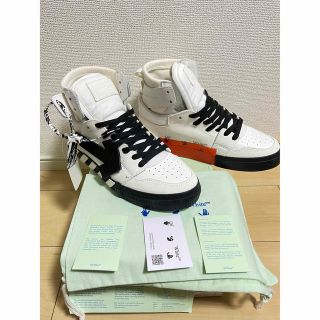 オフホワイト(OFF-WHITE)の新品オフホワイト　ハイカットスニーカー HIGH TOP VULCANIZED(スニーカー)