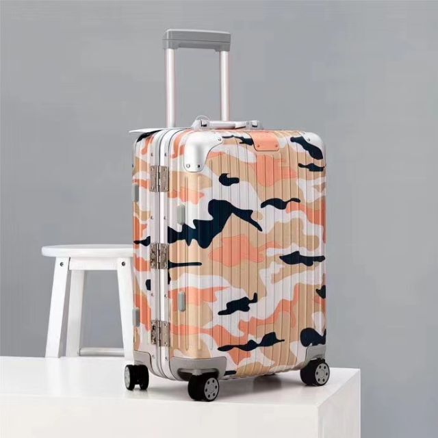 全日本送料無料 RIMOWA - RIMOWA リモワ キャリーバッグ シルバー