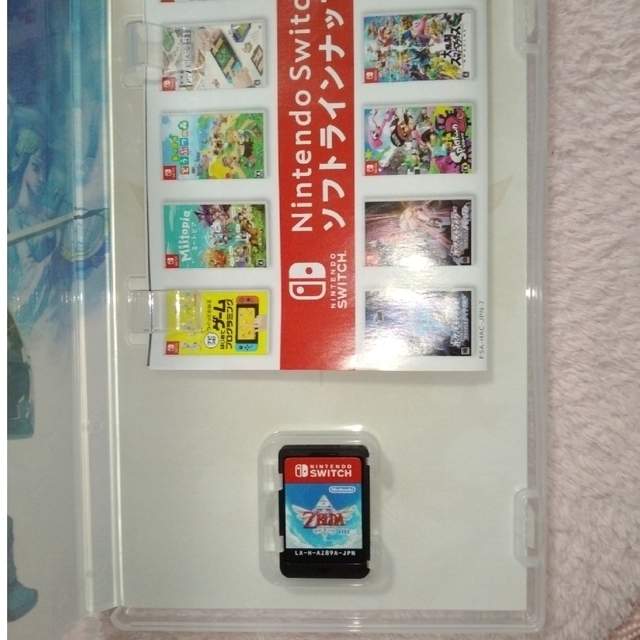 Nintendo Switch(ニンテンドースイッチ)のゼルダの伝説 スカイウォードソード HD Switch エンタメ/ホビーのゲームソフト/ゲーム機本体(家庭用ゲームソフト)の商品写真