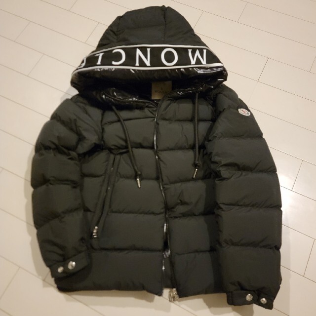 MONCLER モンクレールCARDERE ダウンジャケット 最新最全の noxcapital.de
