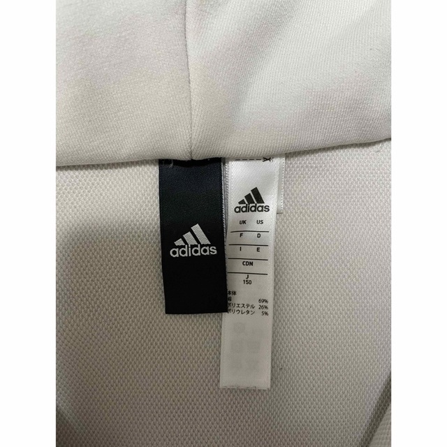 adidas(アディダス)のAdidas キッズ　パーカー キッズ/ベビー/マタニティのキッズ服女の子用(90cm~)(Tシャツ/カットソー)の商品写真