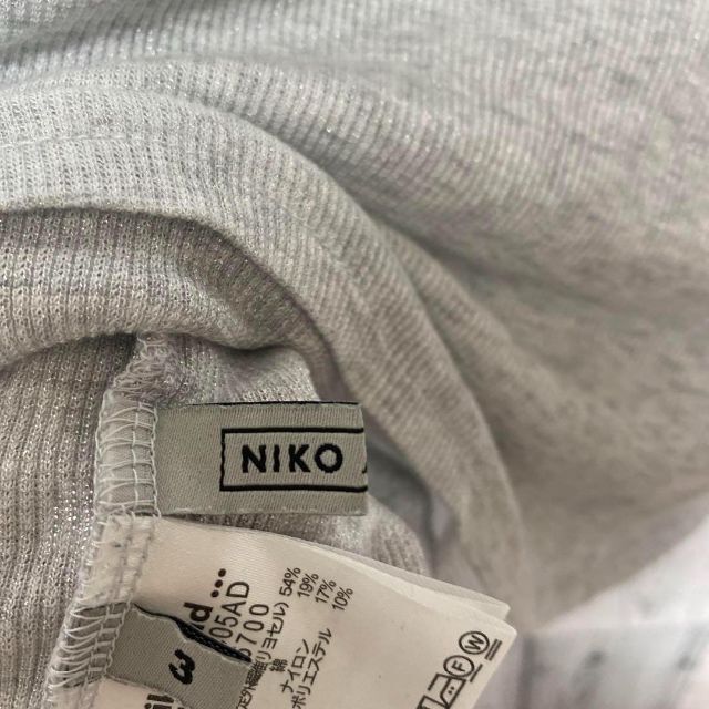 niko and...(ニコアンド)のniko and ニコアンド　レディース　ラメ入り　トップス　カットソー　M レディースのトップス(カットソー(半袖/袖なし))の商品写真