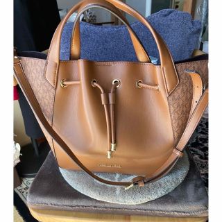 MICHAEL KORS PHOEBE ドローストリング グラブバッグ ラージの通販 by