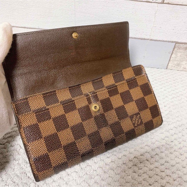 LOUIS VUITTON(ルイヴィトン)のルイヴィトン ポルトフォイユ サラ ダミエ エベヌ 長財布 レディースのファッション小物(財布)の商品写真