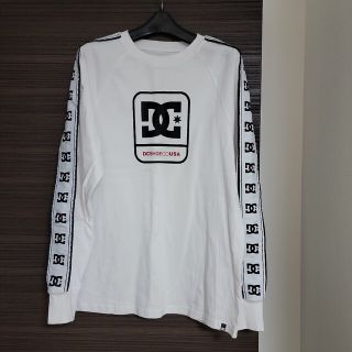 ディーシー(DC)のDC長袖Tシャツ　メンズ　M　ユニセックスト　ホワイトDCSHOECO  USA(Tシャツ/カットソー(七分/長袖))