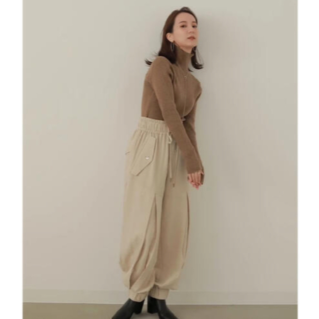 ETRE TOKYO(エトレトウキョウ)のlouren cotton jacquard pants レディースのパンツ(カジュアルパンツ)の商品写真