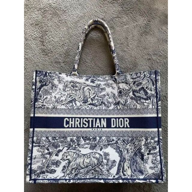 Christian Dior - 【美品】DIOR BOOK TOTE 最終値下げ！！