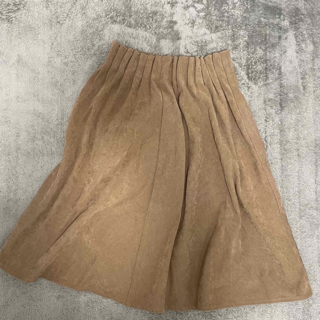 スエード地ベージュ♡膝丈スカート レディースのスカート(ひざ丈スカート)の商品写真