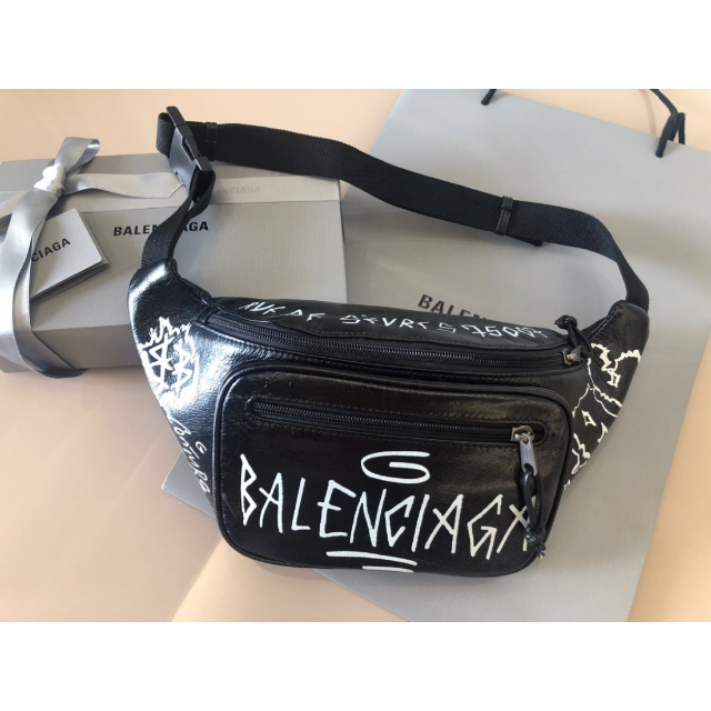 超歓迎された - Balenciaga Balenciaga バッグ グラフィティ