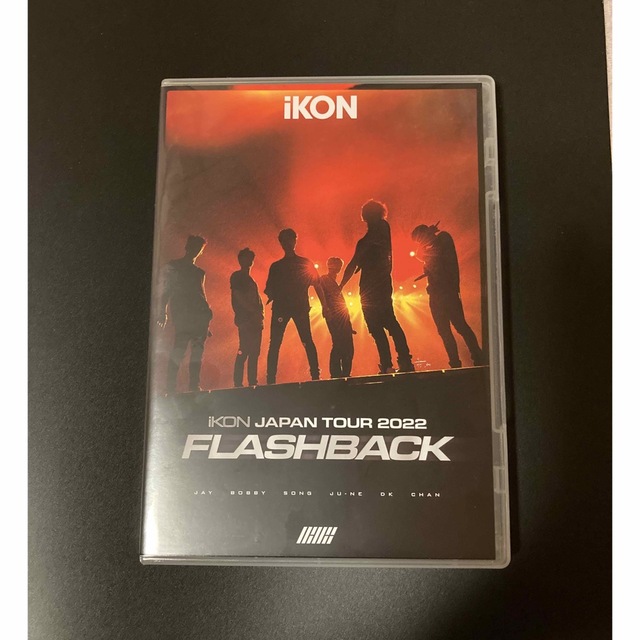 iKON(アイコン)のiKON　JAPAN　TOUR　2022［FLASHBACK］ Blu-ray エンタメ/ホビーのDVD/ブルーレイ(ミュージック)の商品写真