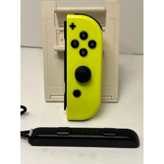 ニンテンドースイッチ(Nintendo Switch)のSwitch ジョイコン 右　ストラップ付き(その他)