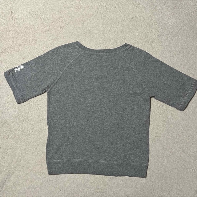 PEANUTS(ピーナッツ)の大特価セール中　PEANUTS💞スヌーピー　プリント　Tシャツ　グレー系　即発送 レディースのトップス(Tシャツ(半袖/袖なし))の商品写真