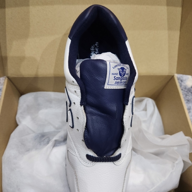 New Balance - サンガッチョ via SANGACIO ホワイト ネイビーの New Balance - サンガッチョ via SANGACIO ホワイト ネイビーの