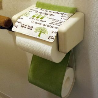 トイレットペーパーホルダーカバー(トイレ収納)