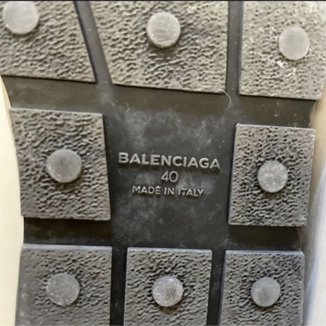 Balenciaga(バレンシアガ)の【男女兼用】BALENCIAGAバレンシアガ レースランナー25.5cm位 レディースの靴/シューズ(スニーカー)の商品写真