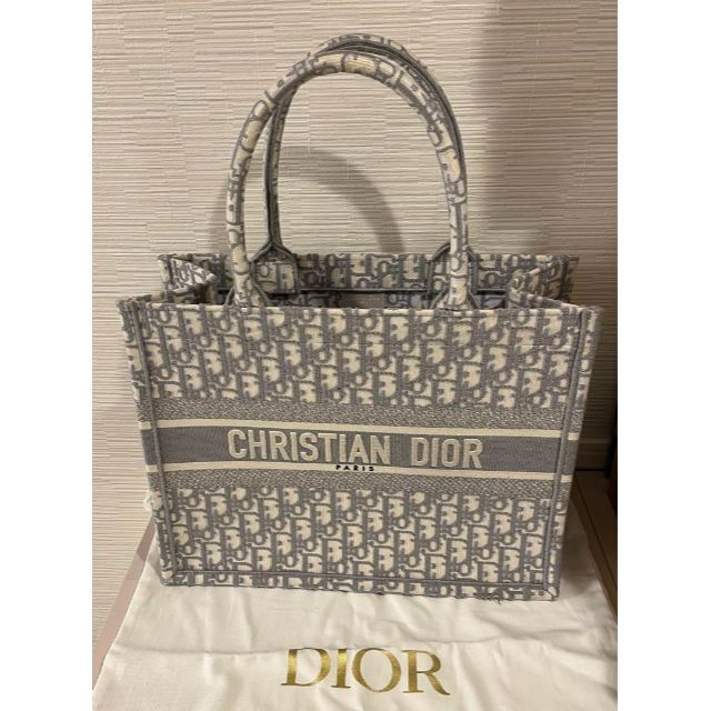 Christian Dior - 正規品　Dior ブックトート　ミディアム