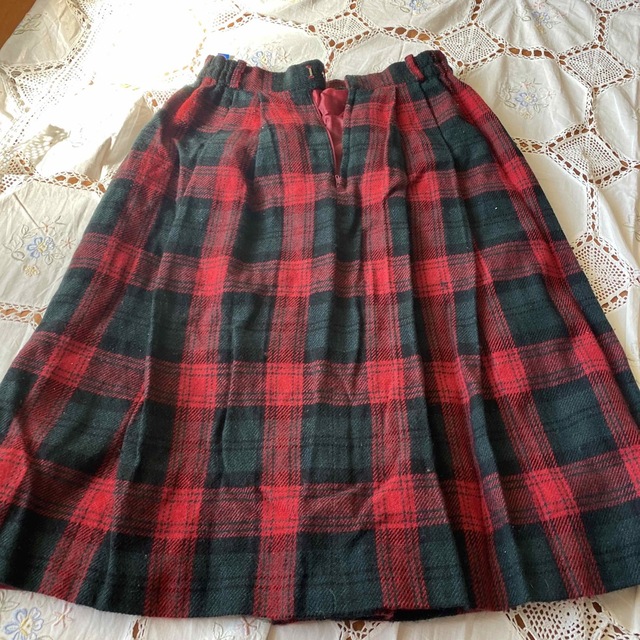 Grimoire(グリモワール)の昭和レトロ　タータンチェック　プリーツスカート レディースのスカート(ひざ丈スカート)の商品写真