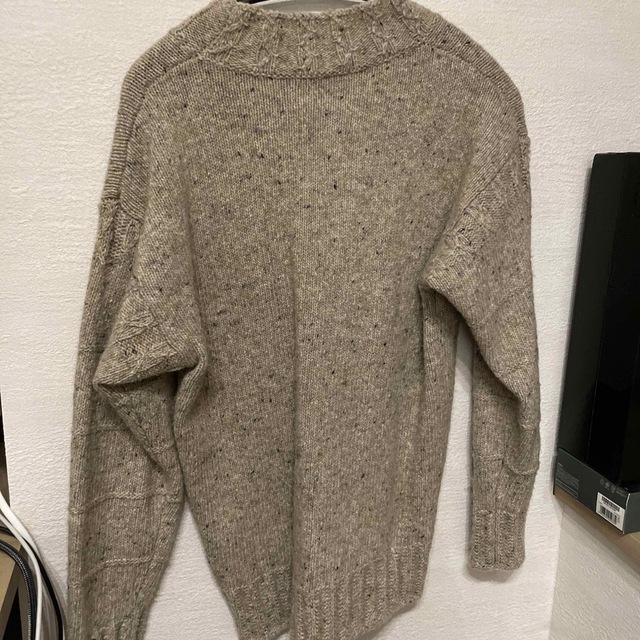 UNIQLO(ユニクロ)の【中古品】ユニクロ jw Anderson セーター Mサイズ メンズのトップス(ニット/セーター)の商品写真