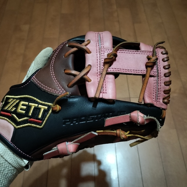 ZETT(ゼット)のゼット プロステイタス 軟式 内野手用グローブ 今宮型 限定カラー スポーツ/アウトドアの野球(グローブ)の商品写真