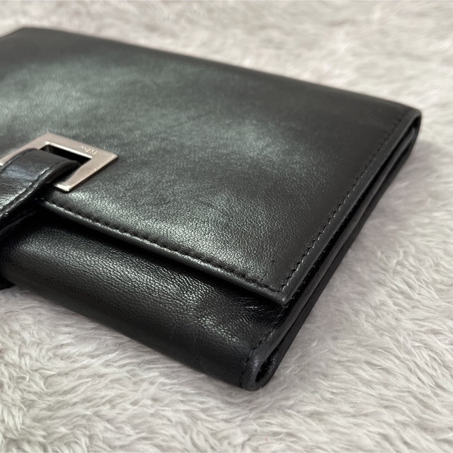 中古・極美品】PRADA プラダ 三つ折り財布 レザー 黒 | sashopping.com.br