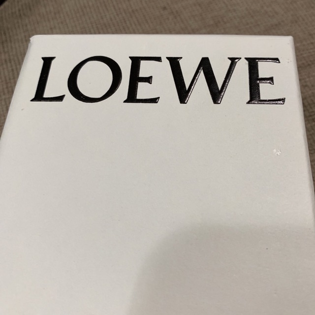 LOEWE - ロエベアナグラムブローチゴールドの通販 by すまいりん( ¨̮ )'s shop|ロエベならラクマ