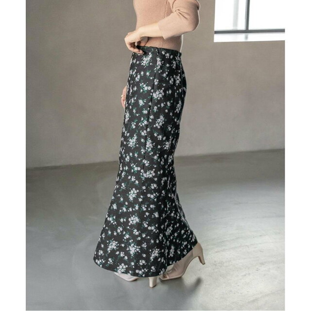 RANDA(ランダ)の【PURPLE】【0】デニムライクフラワースカート レディースのスカート(ロングスカート)の商品写真