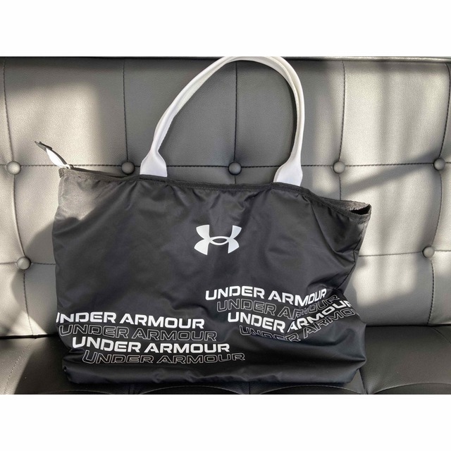 UNDER ARMOUR(アンダーアーマー)のアンダーアーマー　トート レディースのバッグ(トートバッグ)の商品写真