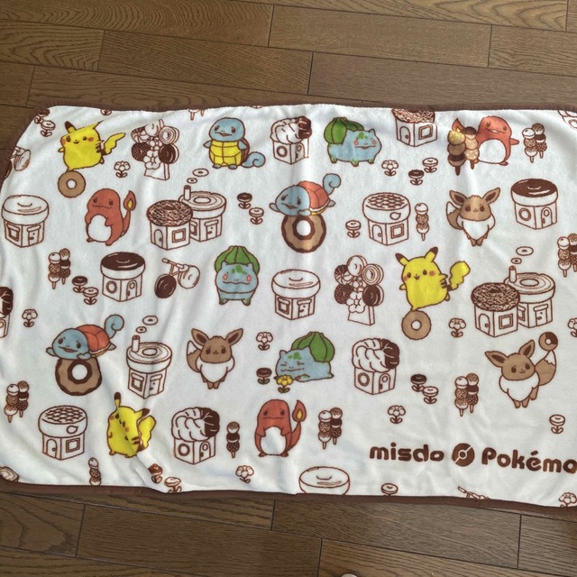 ポケモン(ポケモン)の膝掛け毛布 キッズ/ベビー/マタニティの寝具/家具(毛布)の商品写真