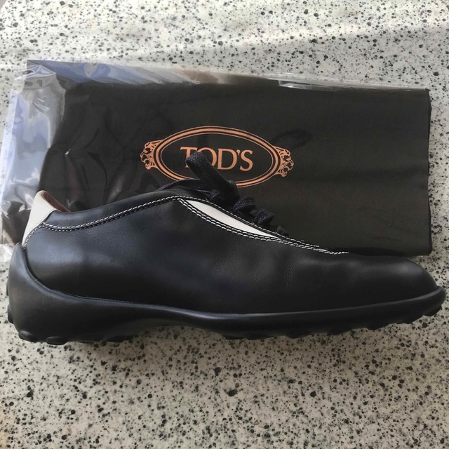 TOD's ローファー