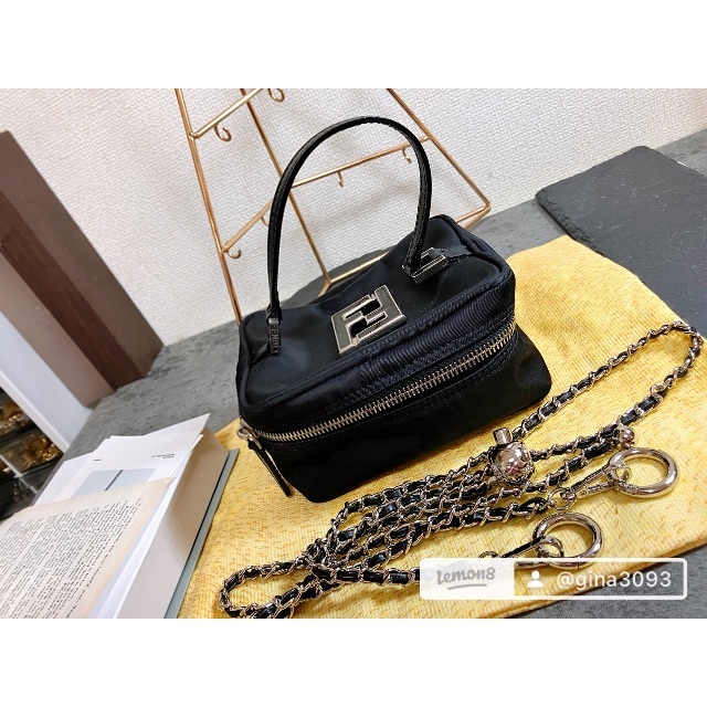 FENDI - FENDI☆ミニショルダーバッグの通販 by MUNDOvintage's shop