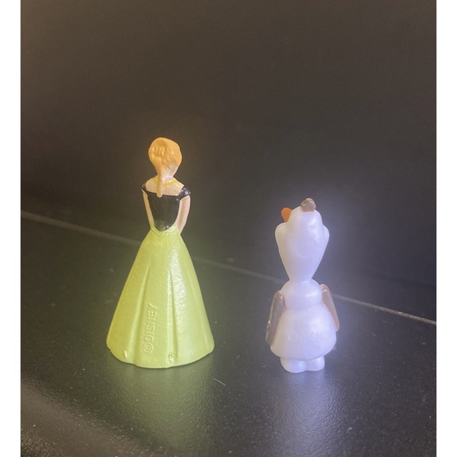 アナと雪の女王(アナトユキノジョオウ)のディズニー　アナ雪　人形　フィギュア　2点 エンタメ/ホビーのおもちゃ/ぬいぐるみ(キャラクターグッズ)の商品写真