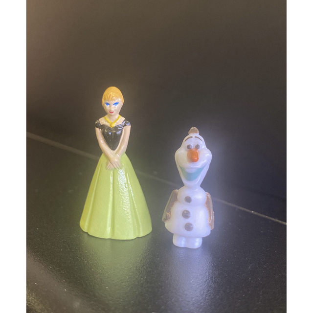 アナと雪の女王(アナトユキノジョオウ)のディズニー　アナ雪　人形　フィギュア　2点 エンタメ/ホビーのおもちゃ/ぬいぐるみ(キャラクターグッズ)の商品写真