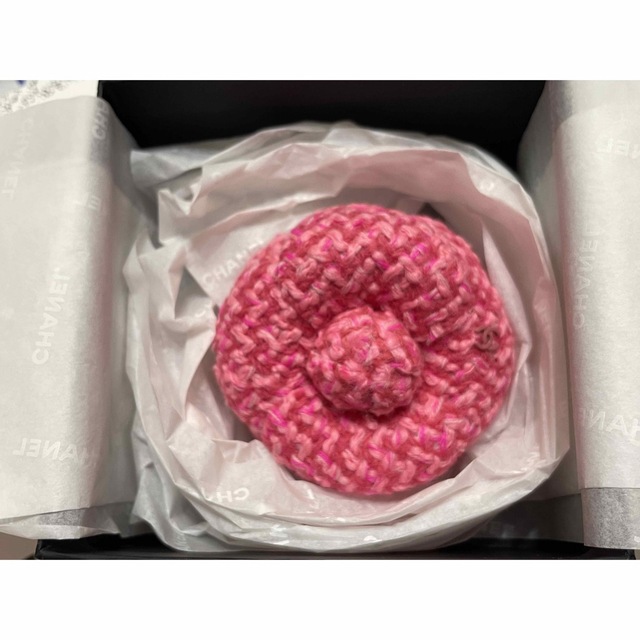 新しいコレクション CHANEL - 限定 CHANEL シャネル カメリア ブローチ