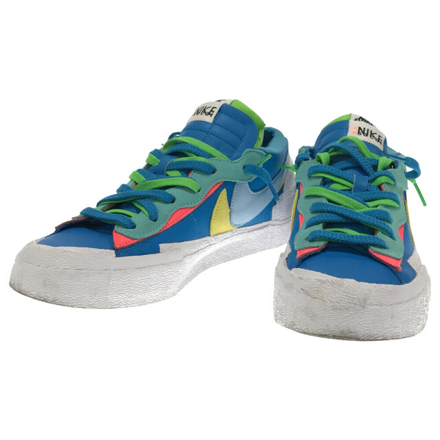 NIKE(ナイキ)のNIKE ナイキ ×Sacai ×KAWS BLAZER LOW NEPTUNE BLUE DM7901-400×サカイ×カウズ ブレザーロー ネプチューンブルー 再構築ローカットスニーカー US9.5 ブルー メンズの靴/シューズ(スニーカー)の商品写真