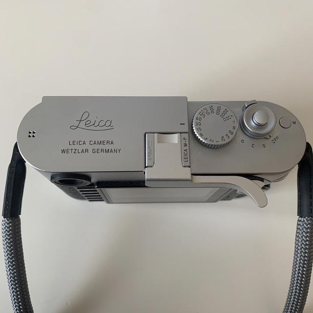 LEICA(ライカ)の特価　ライカ LEICA M-P typ.240 シルバークローム　美品 スマホ/家電/カメラのカメラ(ミラーレス一眼)の商品写真