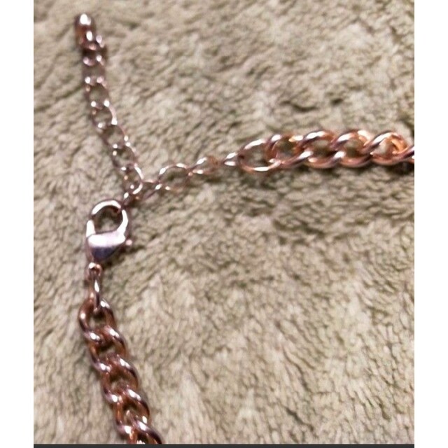 ZARA(ザラ)のZARA ブラック フラワー デザイン ネックレス ペンダント CHANEL レディースのアクセサリー(ネックレス)の商品写真